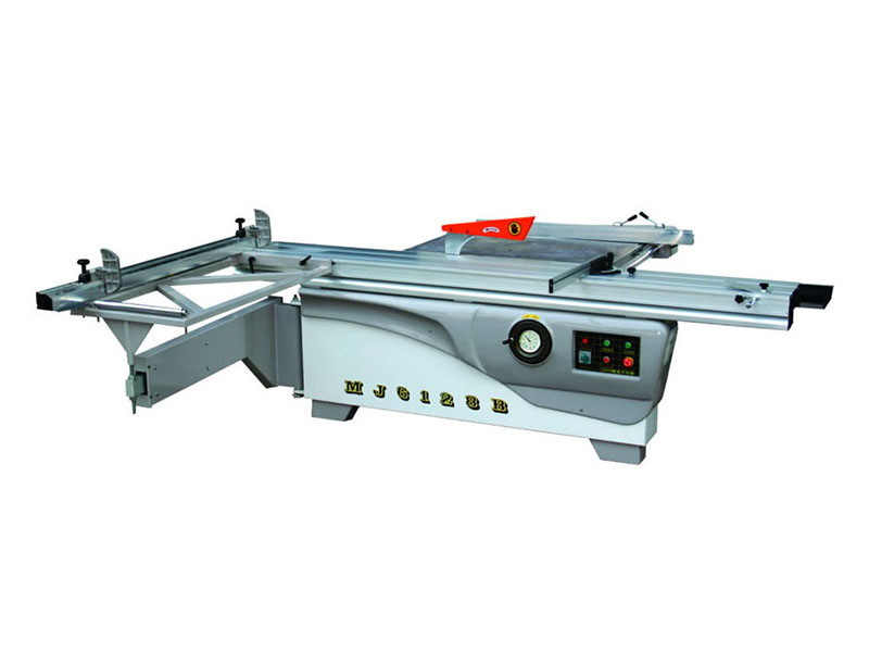 Panel Saw includes ancillary feeding equipment as follows